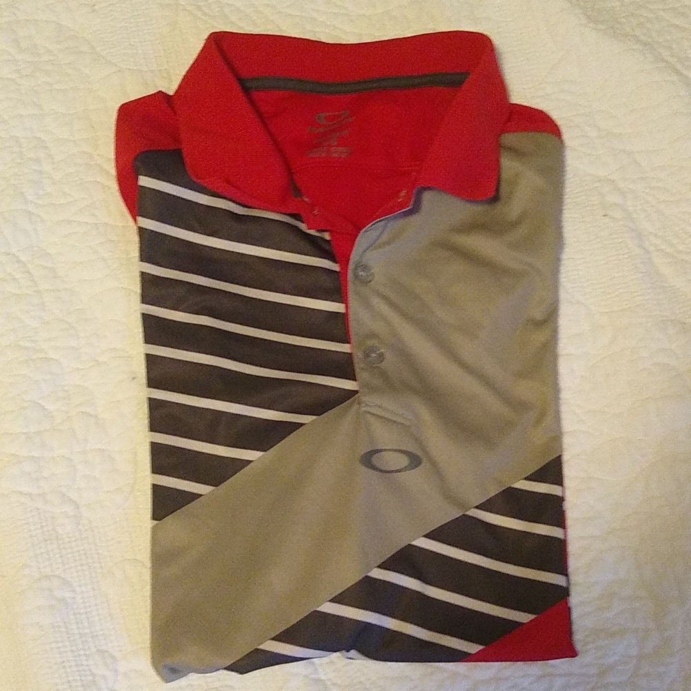 Man's Oakley Golf Polo